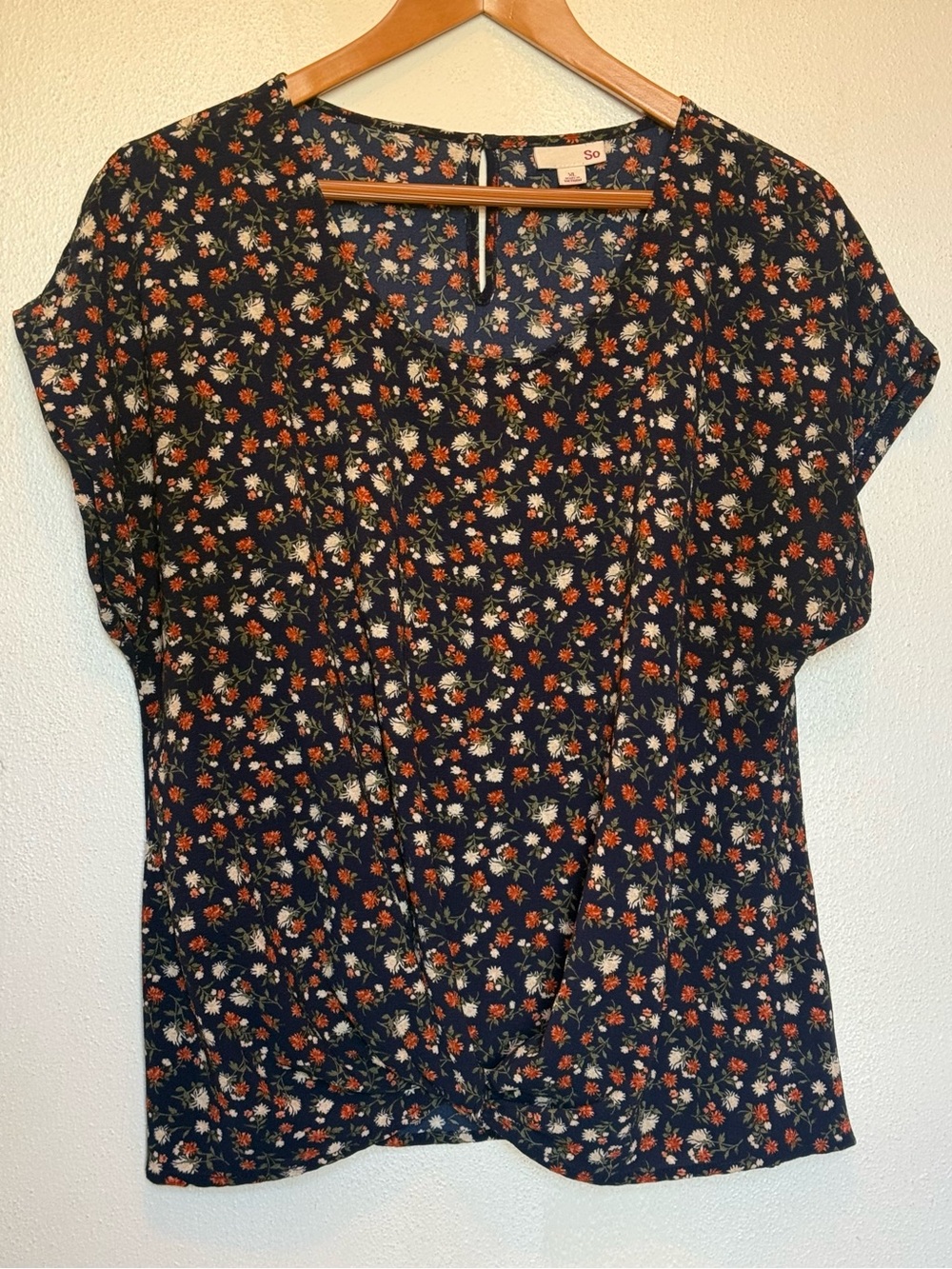 SO Navy Floral Tie-Front Short Sleeve Blouse
